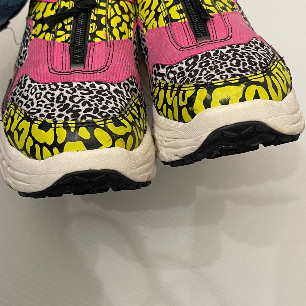 UGG CA805 ZIP SAFARI SNEAKERS WOMENS SIZE 8 - Picture 11 of 16